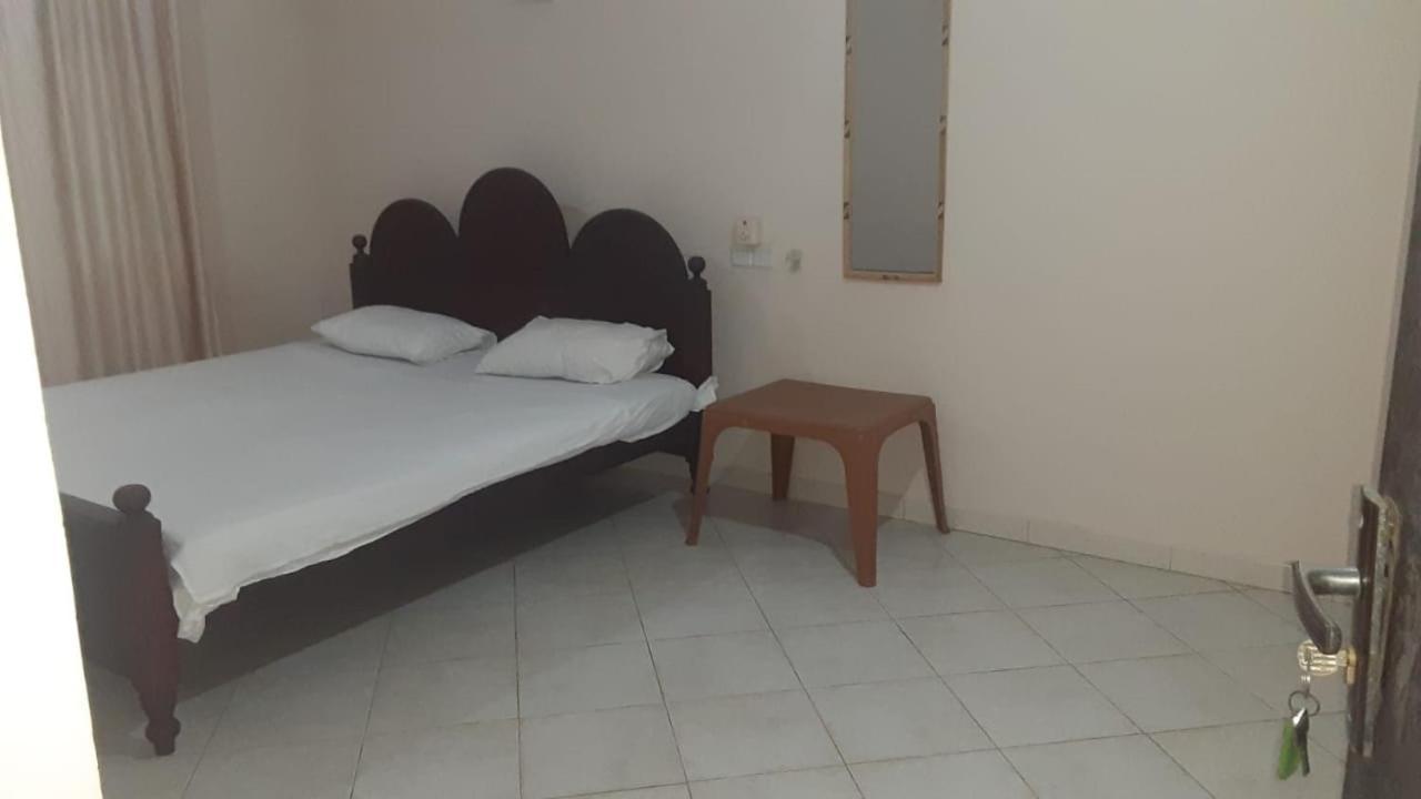Mount House Hotel Apartment Dikwella Bagian luar foto