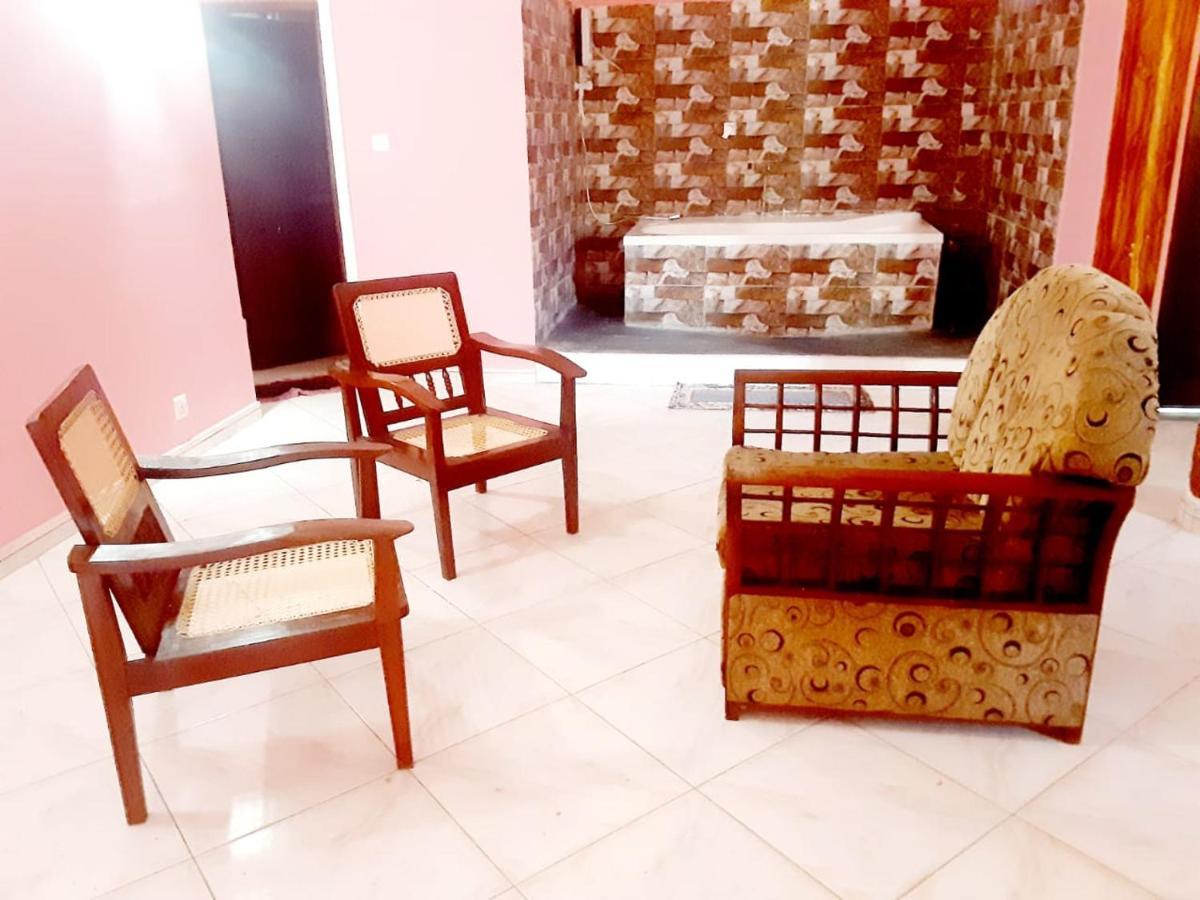 Mount House Hotel Apartment Dikwella Bagian luar foto