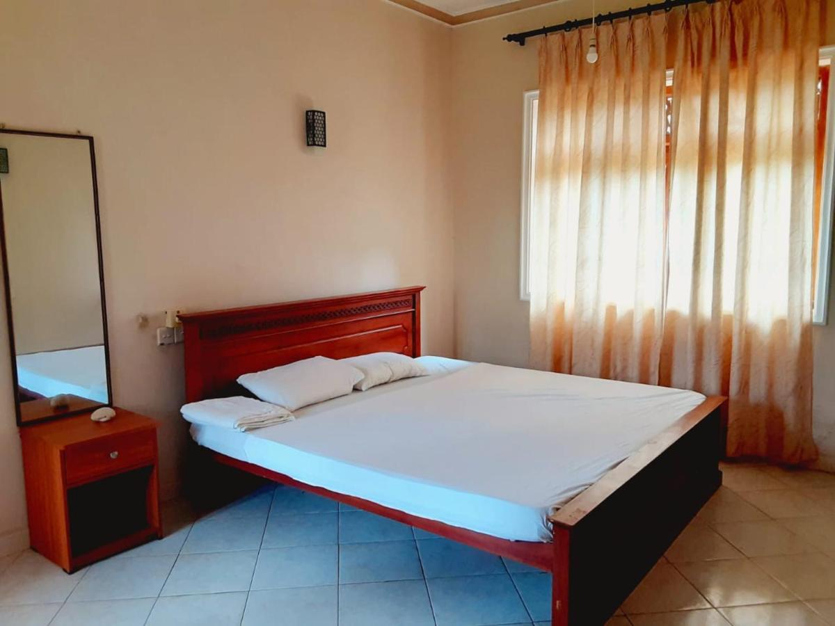 Mount House Hotel Apartment Dikwella Bagian luar foto