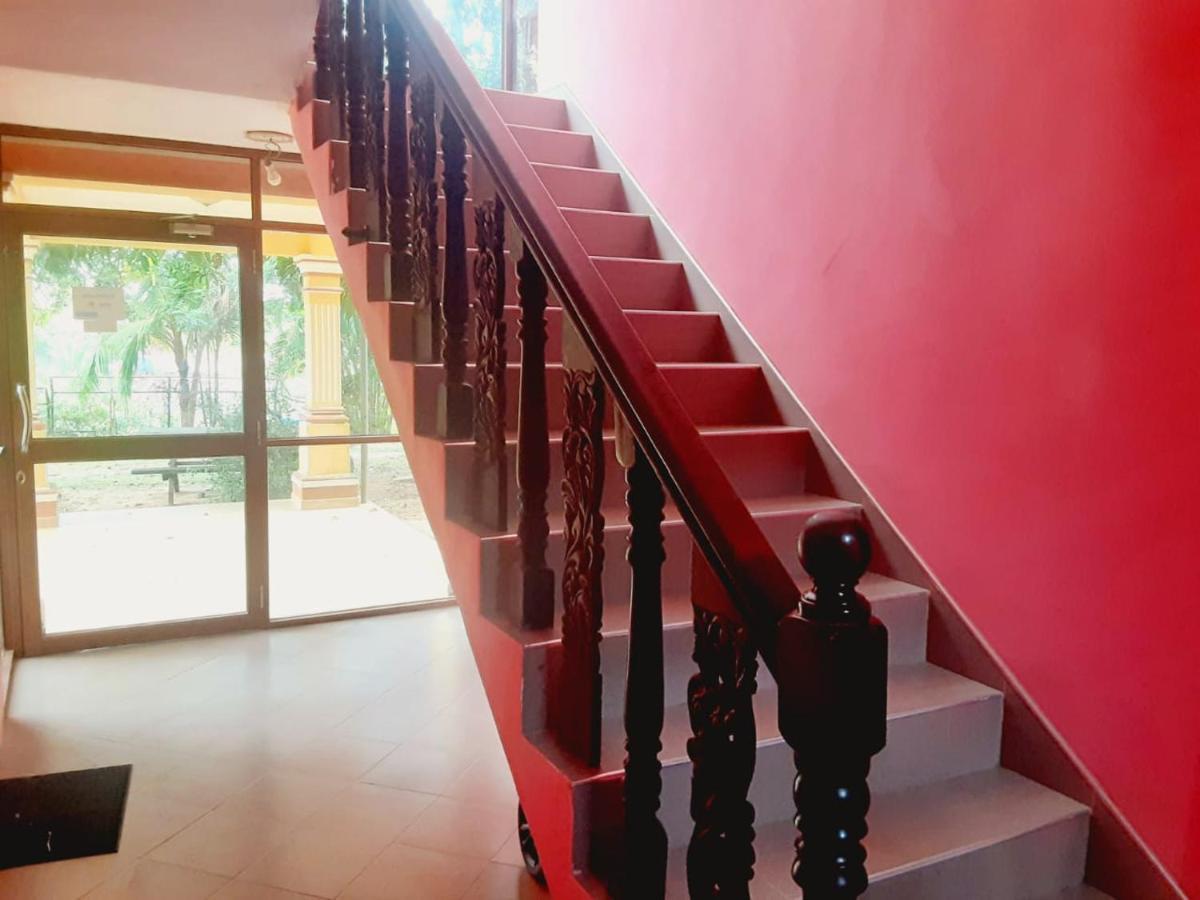 Mount House Hotel Apartment Dikwella Bagian luar foto
