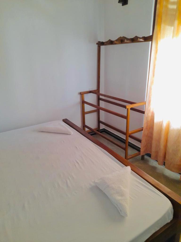 Mount House Hotel Apartment Dikwella Bagian luar foto