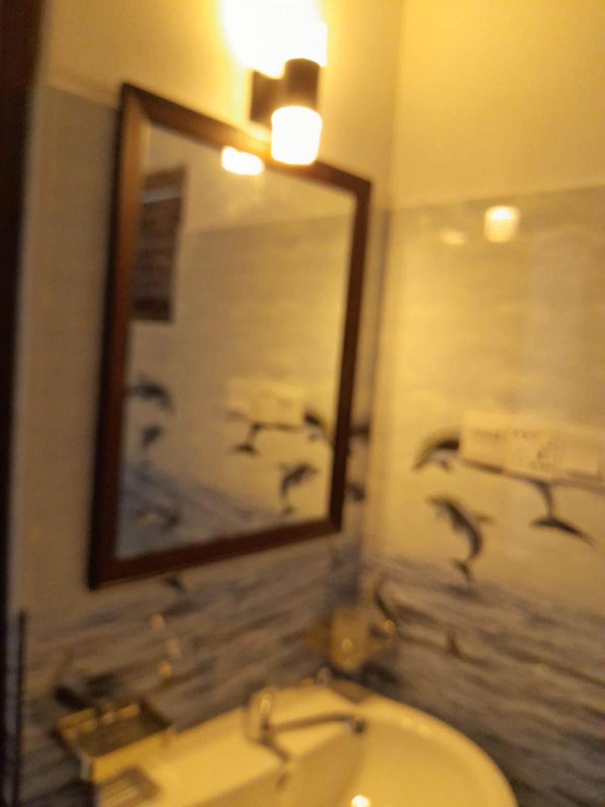 Mount House Hotel Apartment Dikwella Bagian luar foto